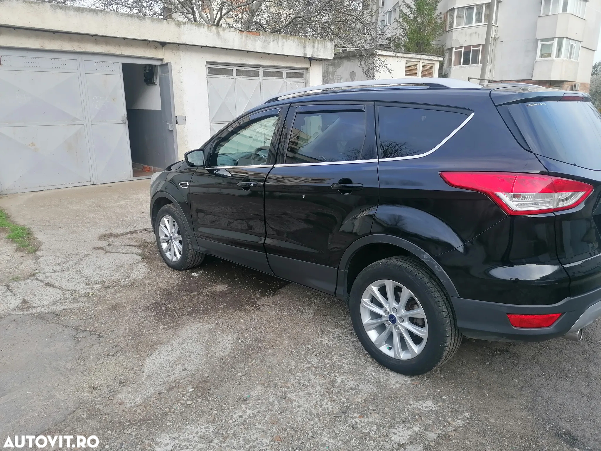 Ford Kuga - 7