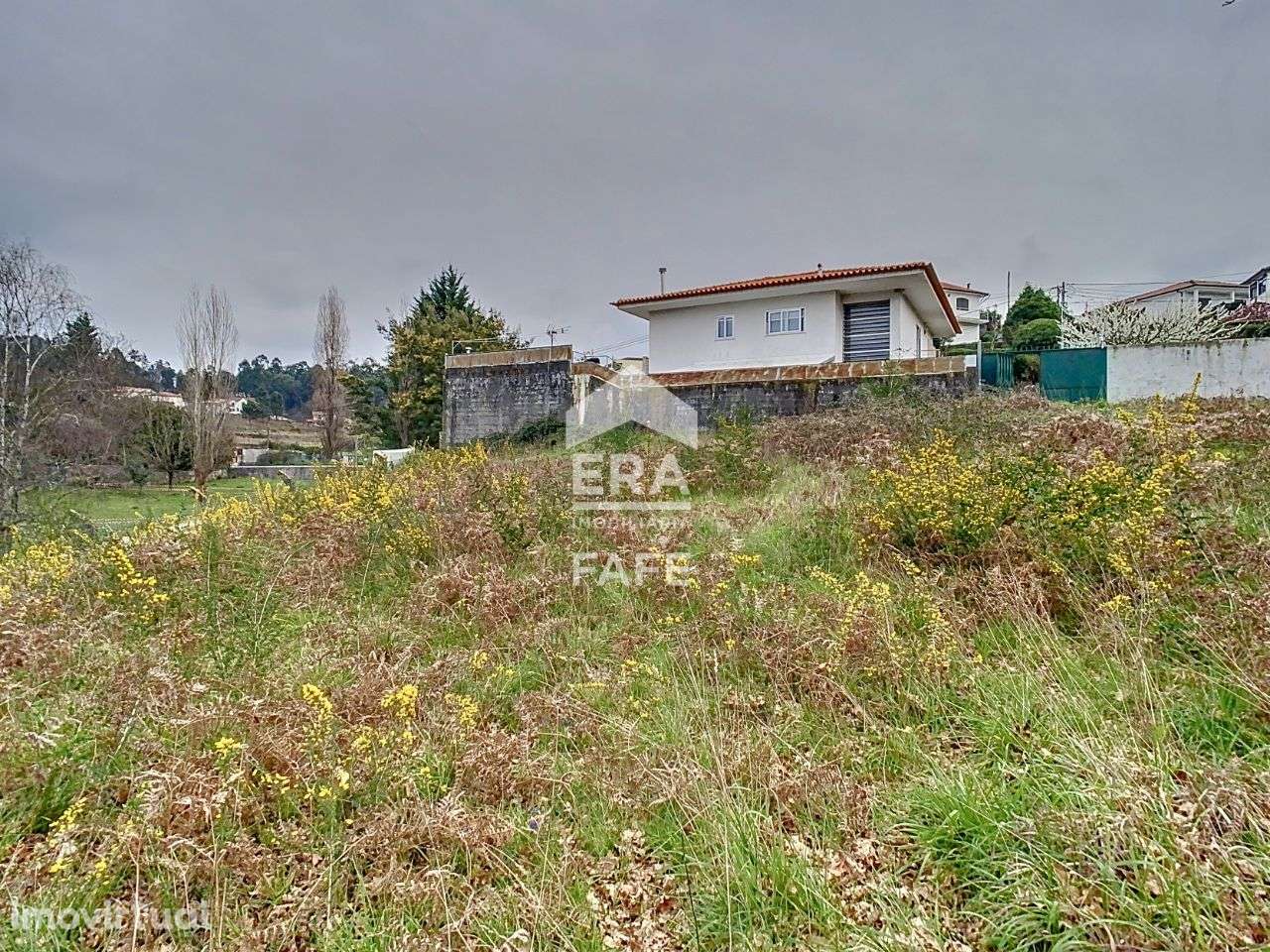 Terreno para construção com cerca de 3.500m2 em Fafe - Grande imagem: 4/12