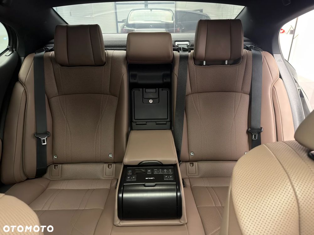 Lexus ES - 18