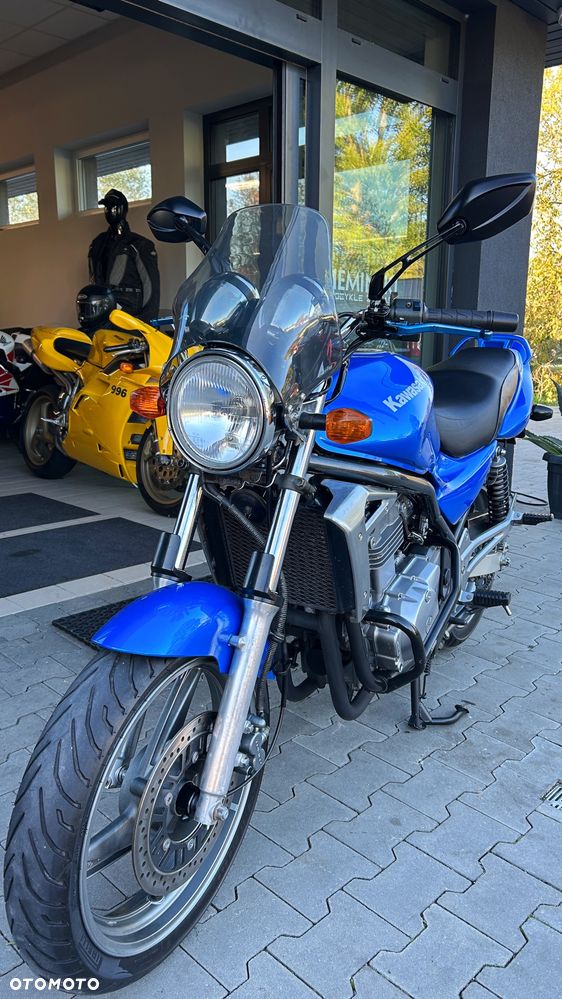 Kawasaki ER - 20