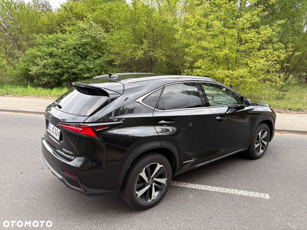 Lexus NX 300h Prestige AWD - 5