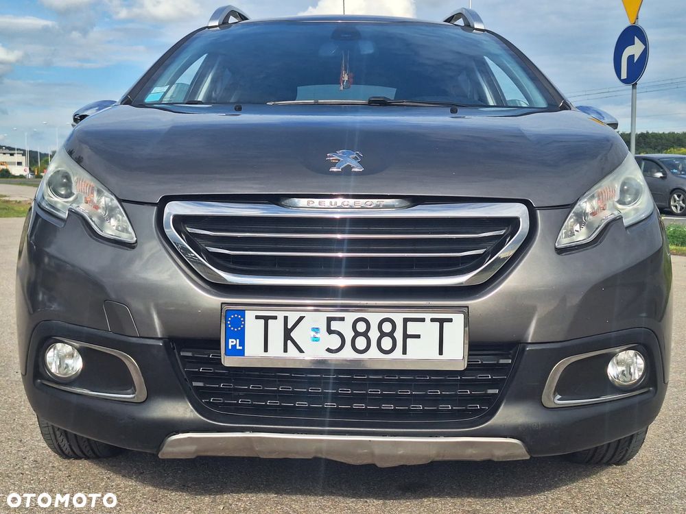 Peugeot 2008 1.6 e-HDi Allure S&S - 8