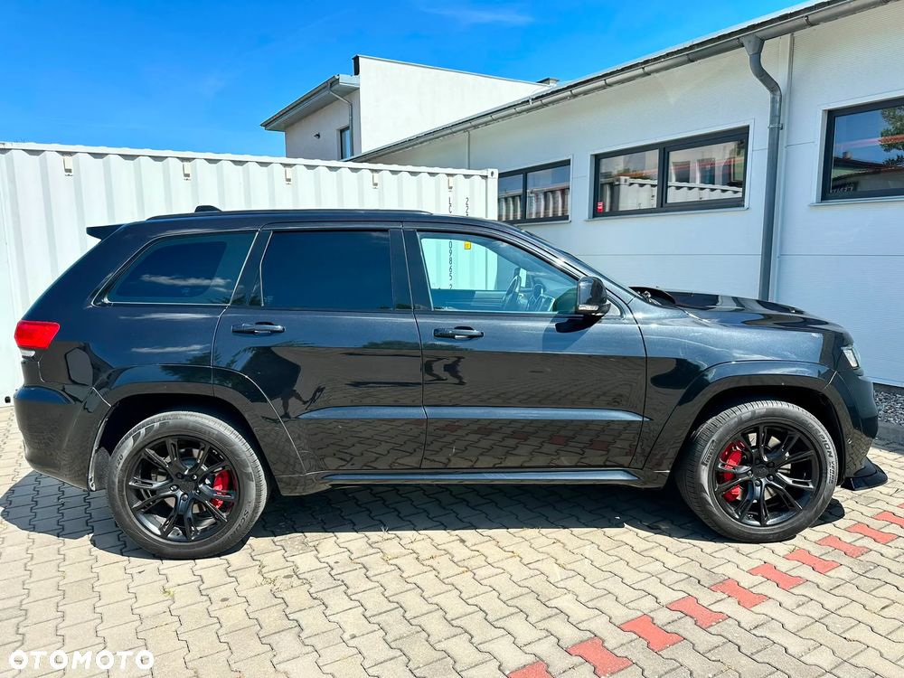 Jeep Grand Cherokee SRT8 - 3