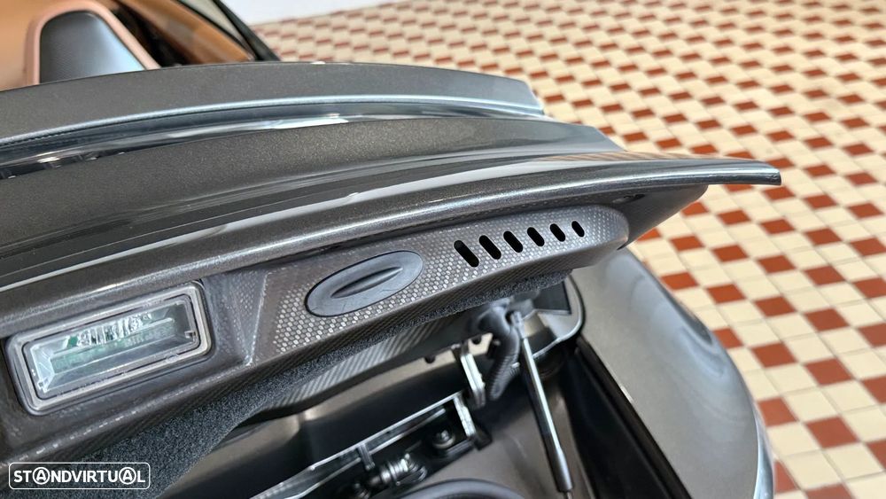 Aston Martin DBS Volante Superleggera - 51