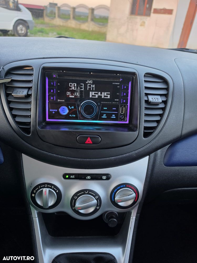 Hyundai i10 1.1 Edition Plus - 21