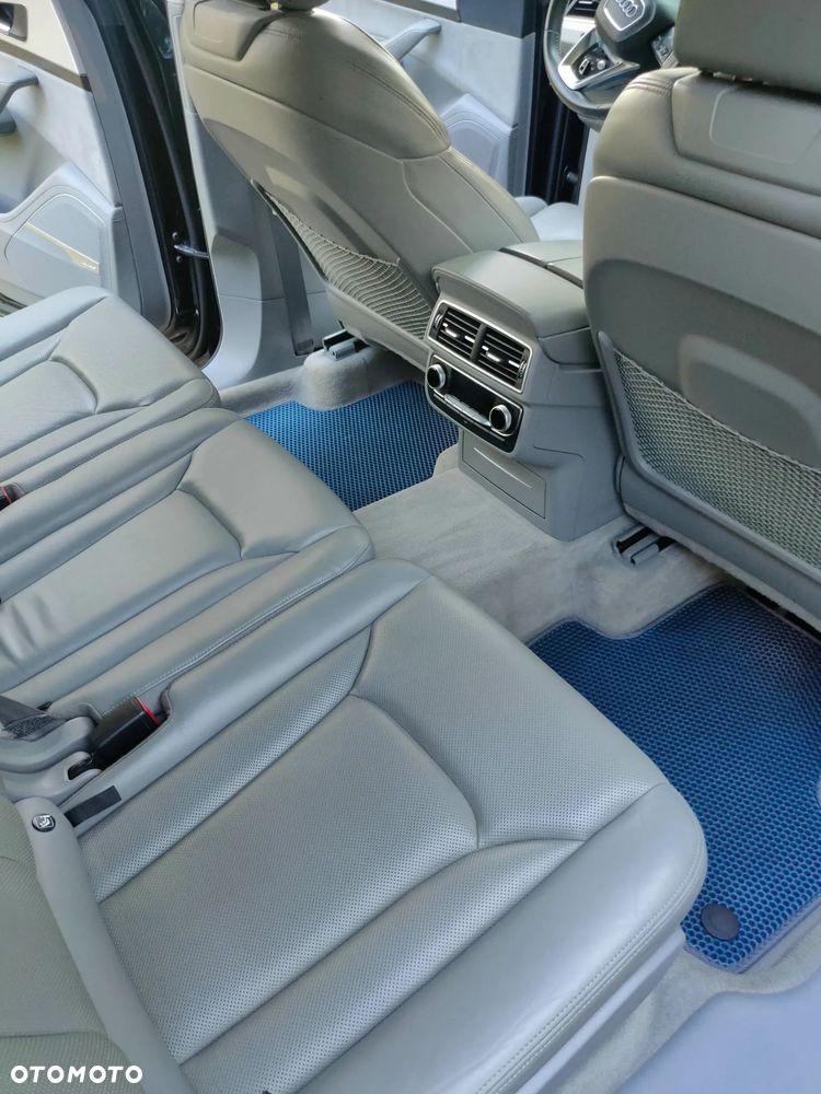 Audi Q7 - 18