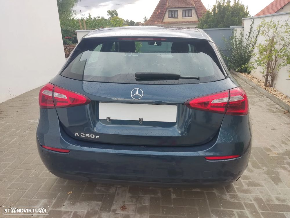 Mercedes-Benz A 250 - 9