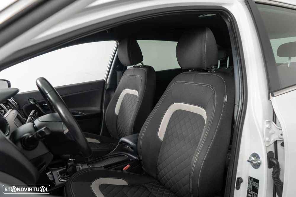 Kia Ceed SW 1.6 CRDi GT Line - 24