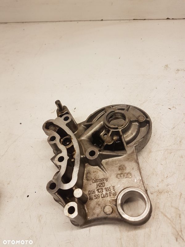 OBUDOWA WAŁKÓW AUDI A4 B8 A5 1.8 TFSI 06H103166E