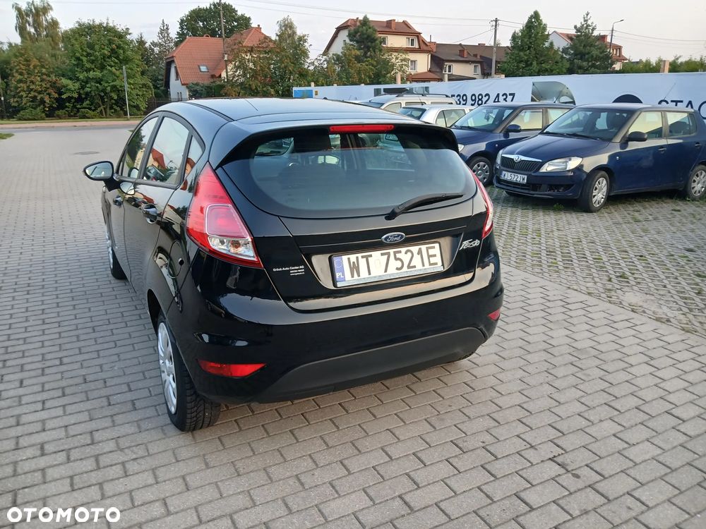 Ford Fiesta - 9
