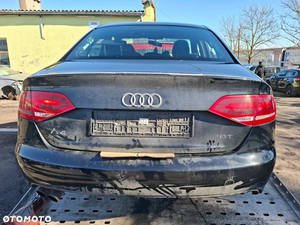 Audi A4 B8 2010r - 2
