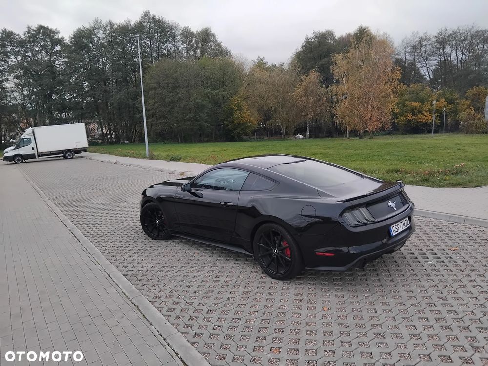 Ford Mustang - 20