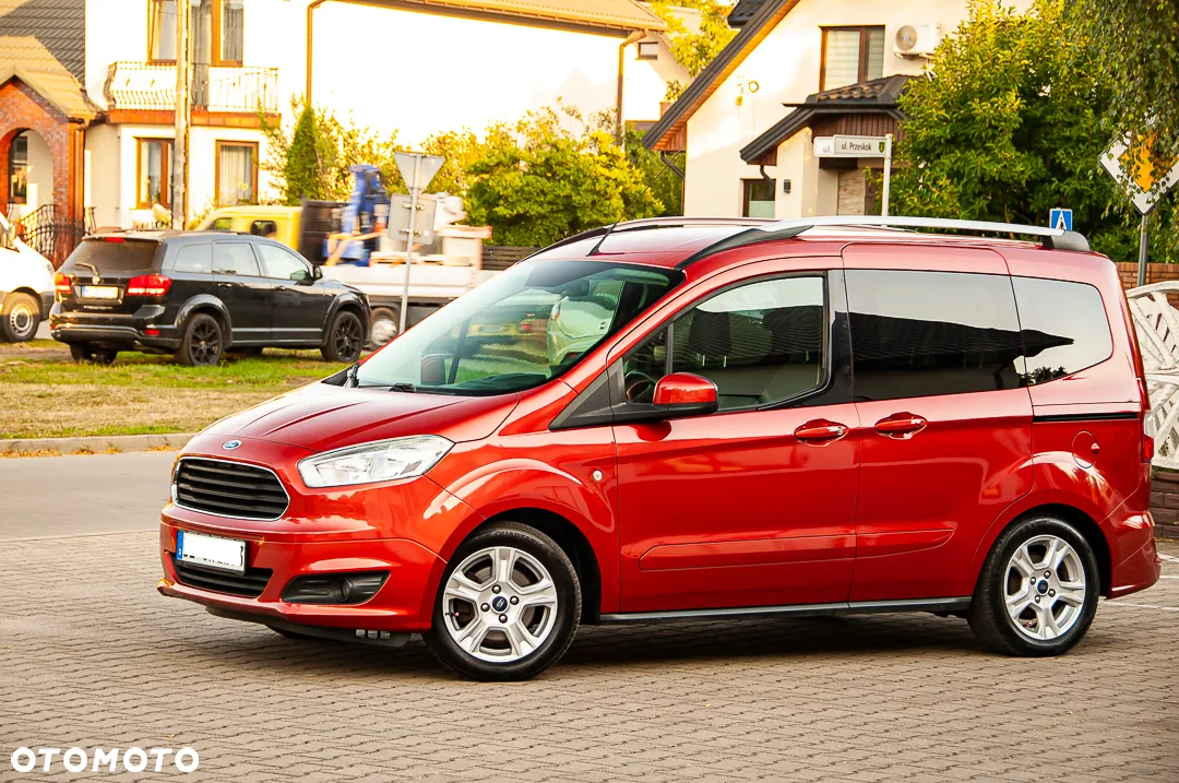 Ford Tourneo Courier 1.0 EcoBoost S&S Trend - 10