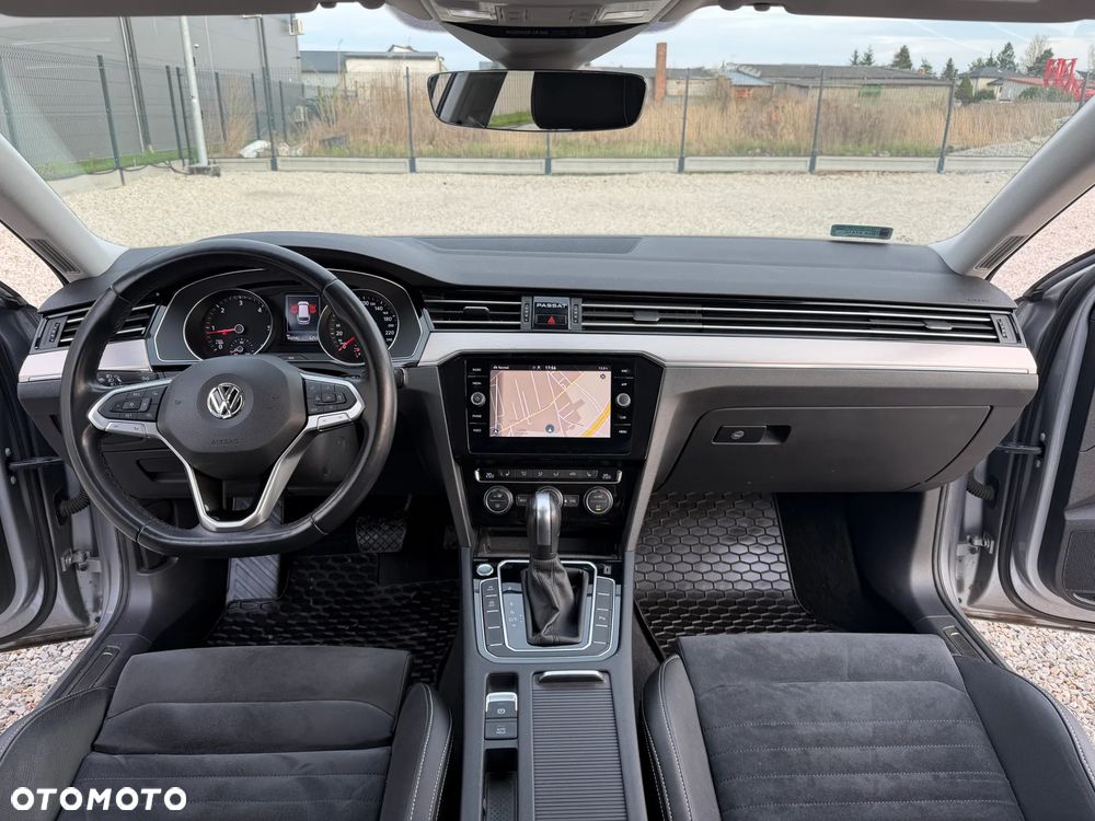 Volkswagen Passat 2.0 TDI Elegance DSG - 6