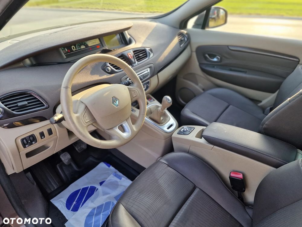 Renault Scenic 1.9 dCi Confort Privilege - 18