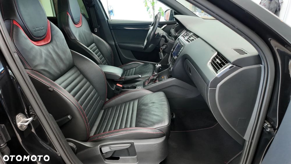 Skoda Octavia 2.0 TDI (Green tec) DSG RS - 22