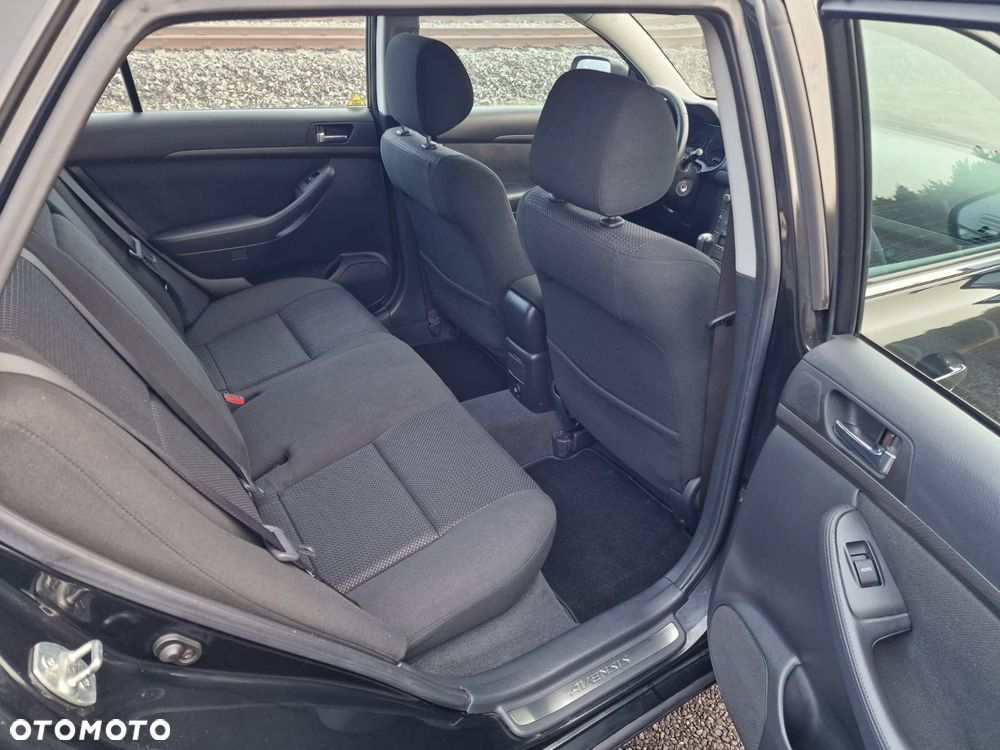 Toyota Avensis 2.0 VVT-i Executive - 12