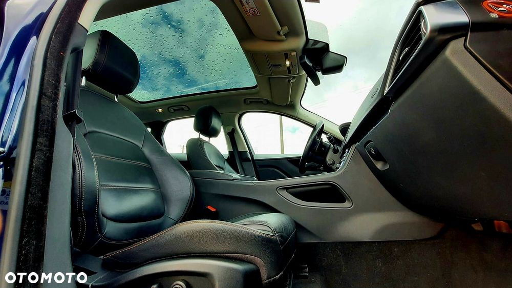 Jaguar F-Pace 2.0 i4D AWD Prestige - 25