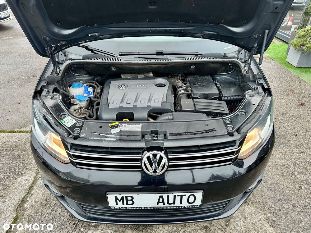 Volkswagen Touran 1.6 TDI DPF BlueMot Trendline - 27