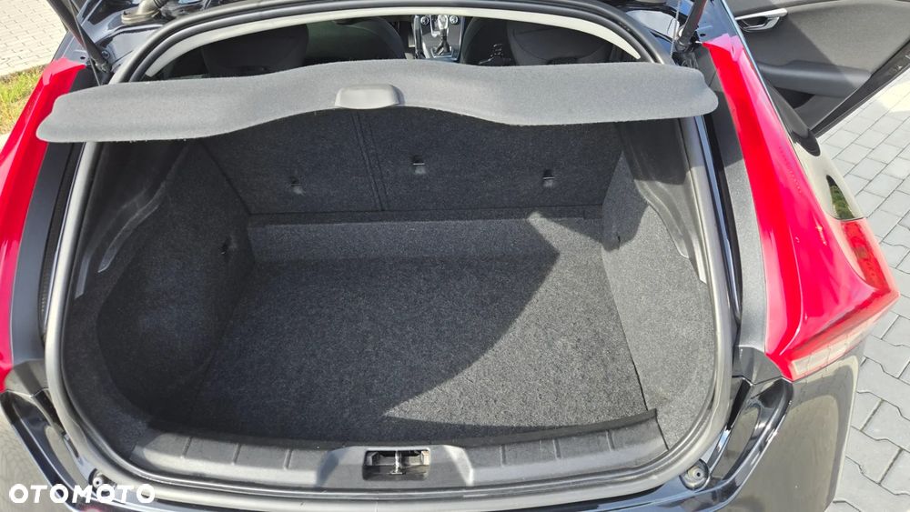 Volvo V40 - 13