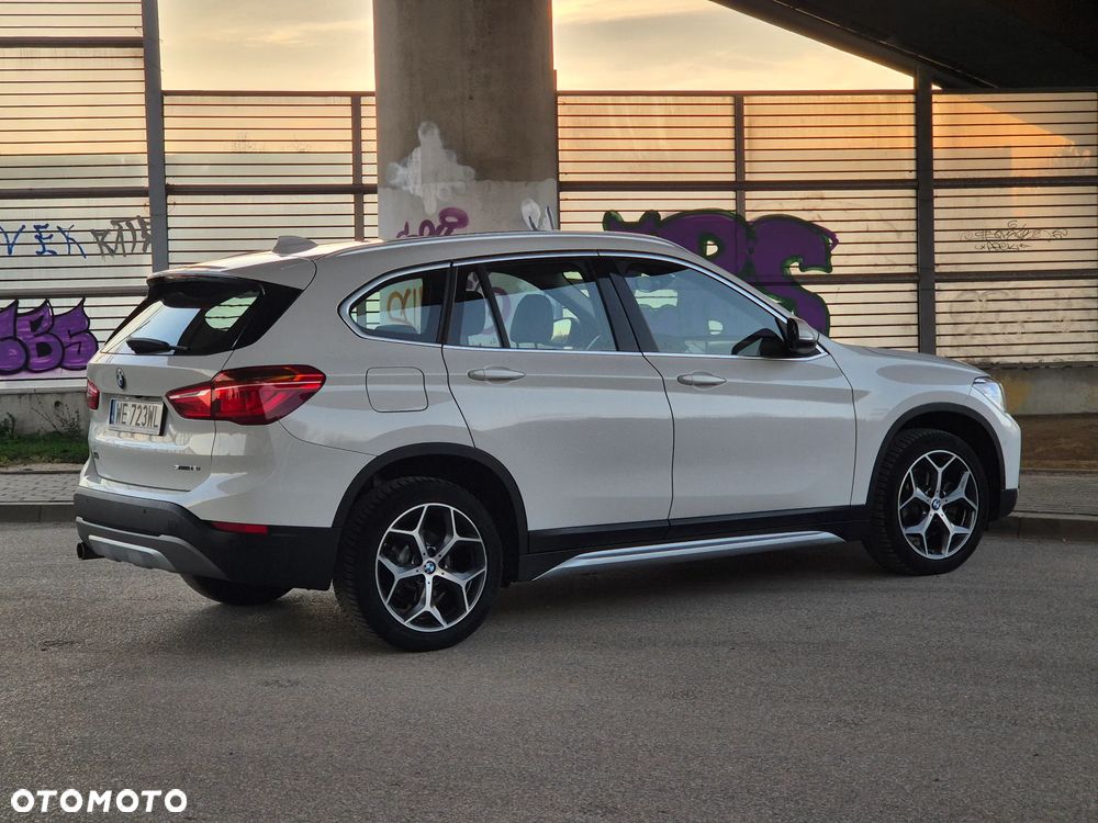 BMW X1 sDrive18i GPF xLine - 17