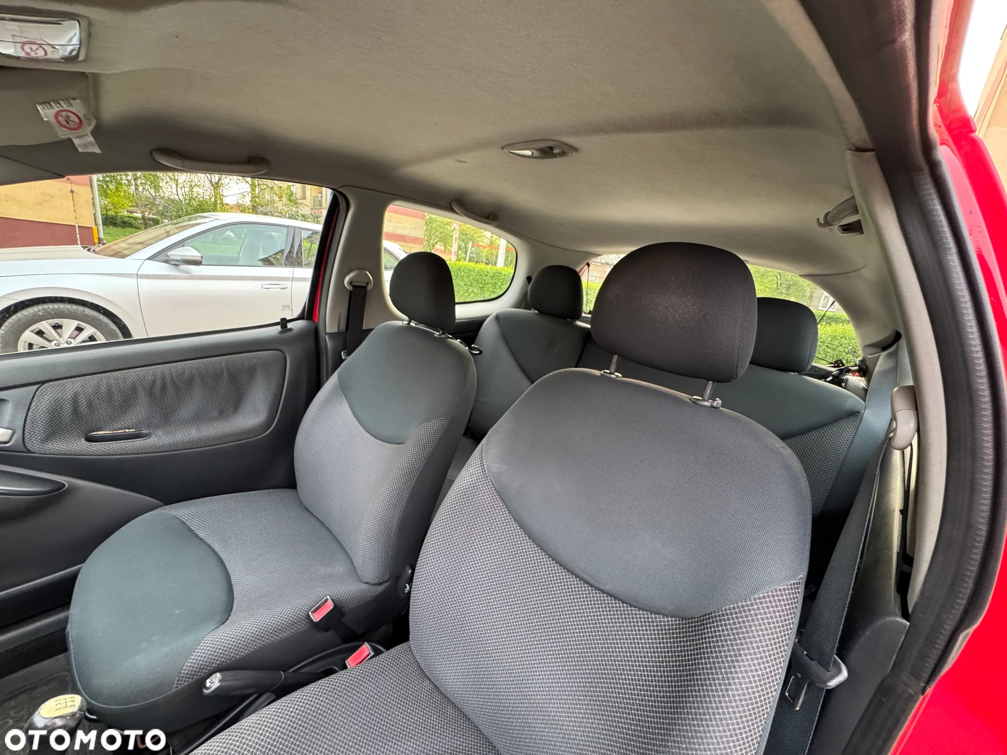 Toyota Yaris - 14