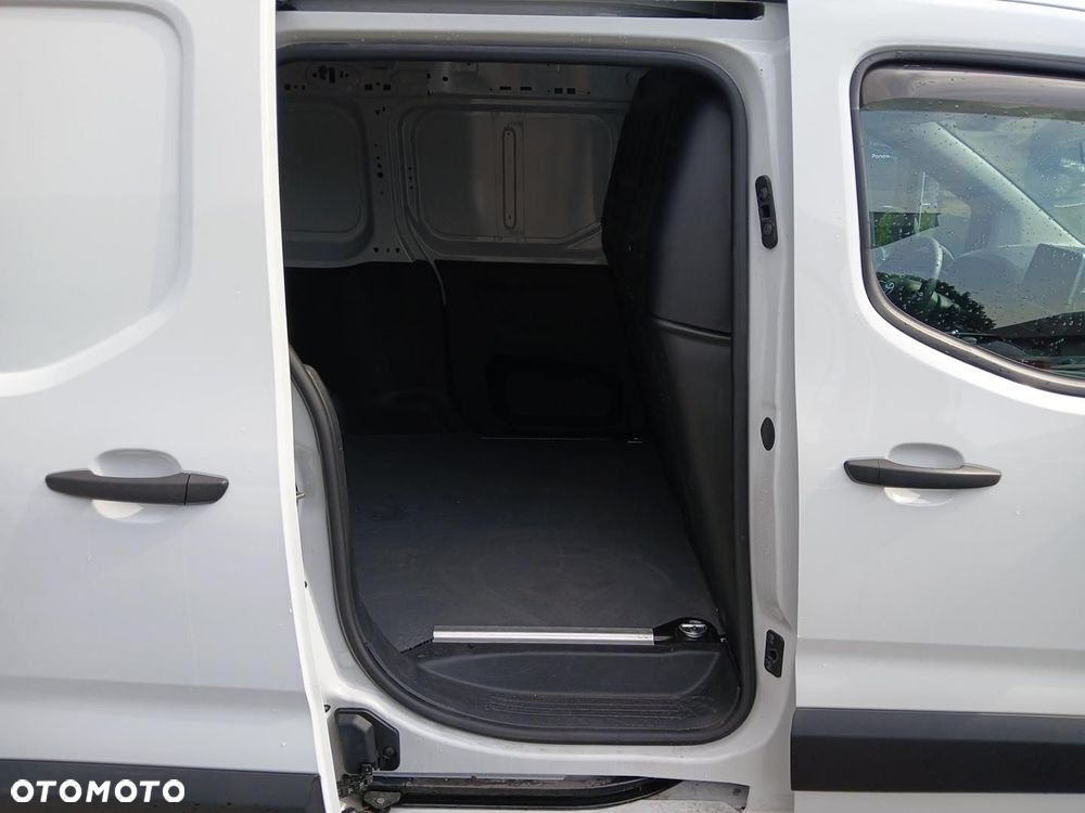Toyota PROACE CITY - 31