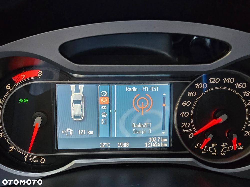Ford Mondeo 2.0 FF Ghia - 18