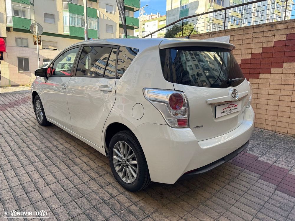 Toyota Verso 1.6 D-4D Exclusive+GPS - 6