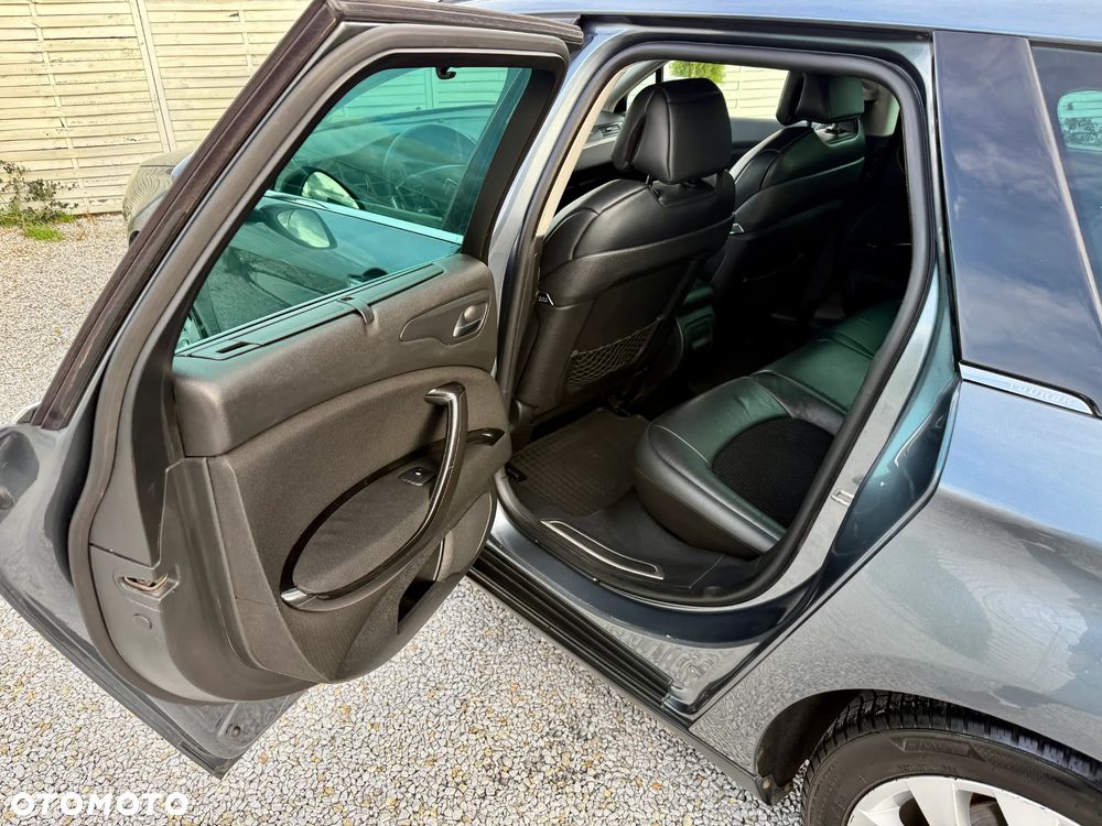 Citroën C5 Tourer HDi 165 FAP Exclusive - 31