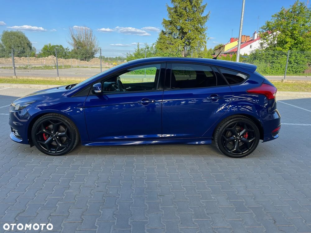 Ford Focus 2.0 TDCi ST-2 PowerShift - 3