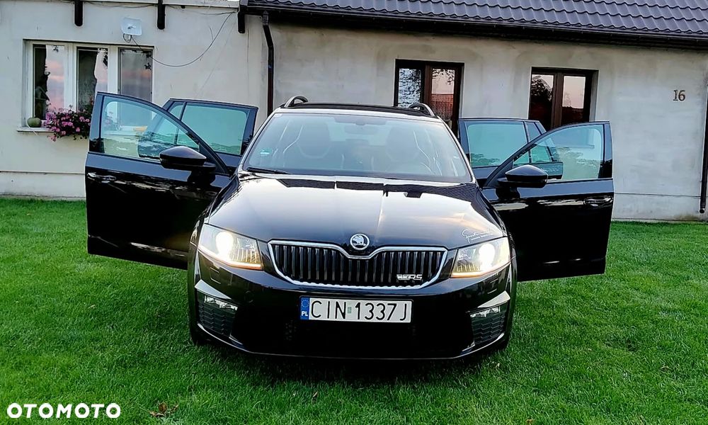 Skoda Octavia 2.0 TDI 4x4 DSG RS - 26