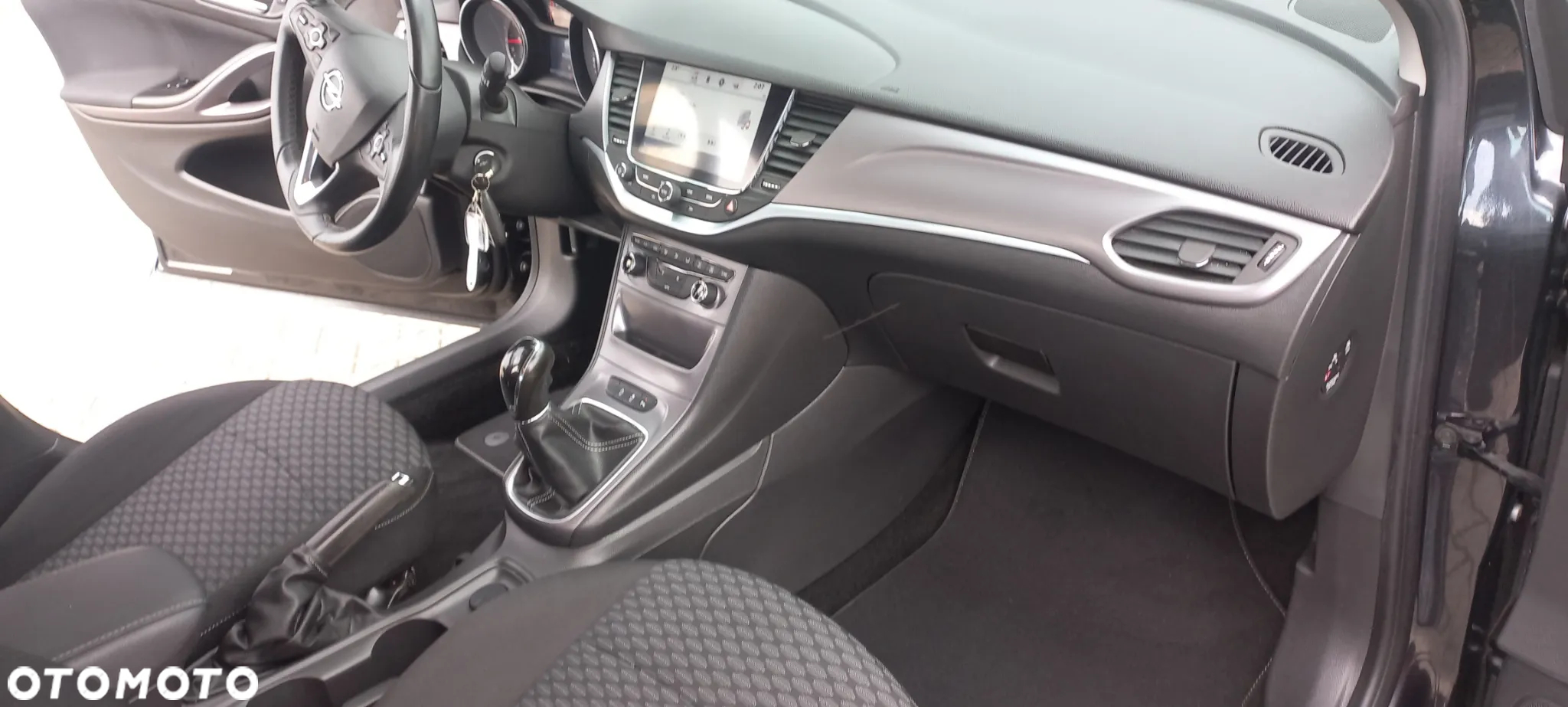 Opel Astra 1.4 Turbo Edition - 17