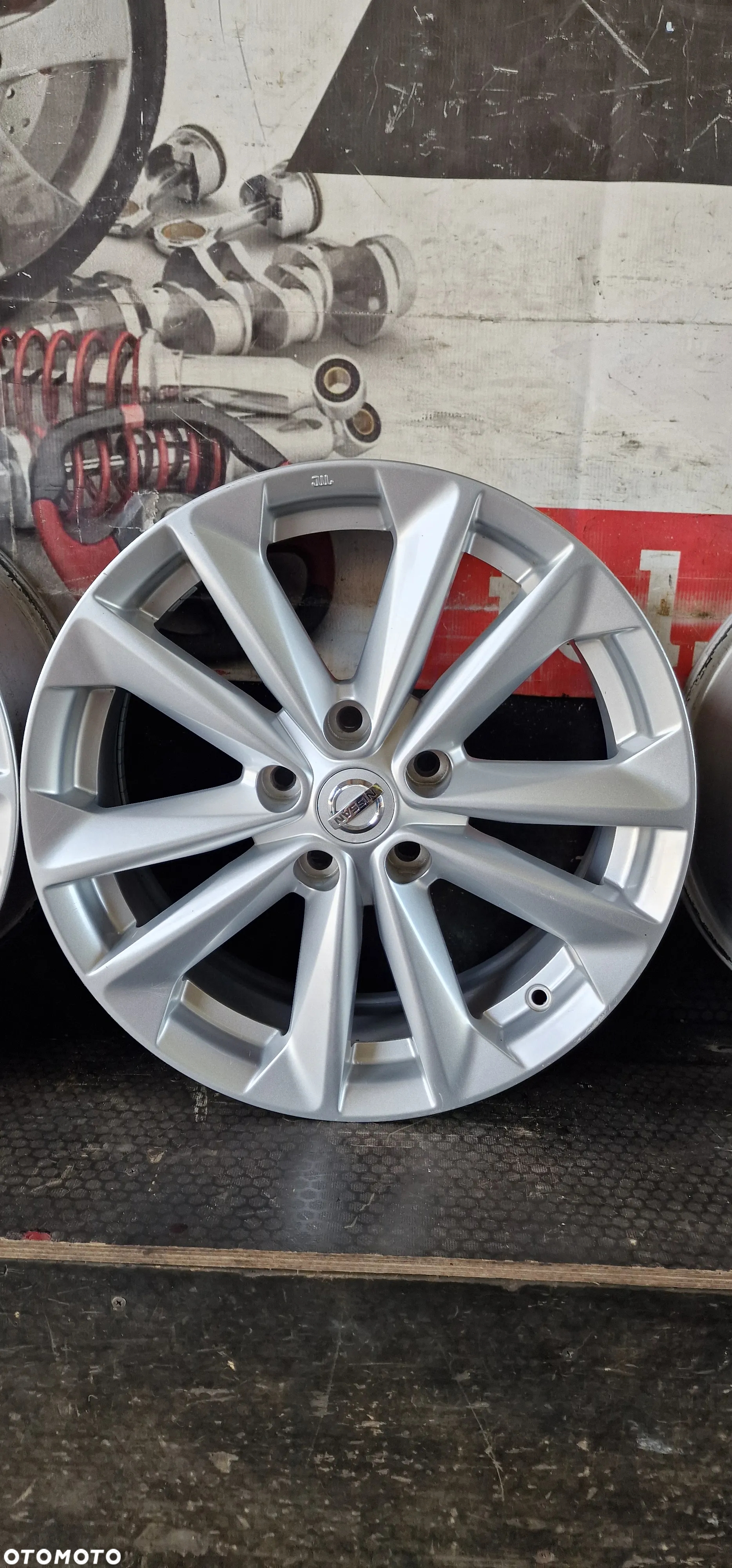 ALUFELGI NISSAN QASHQAI 17" 5x114,3 ET40 - 6