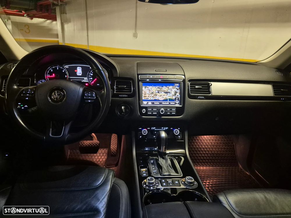 VW Touareg 3.0 TDI V6 Executive Edition - 37
