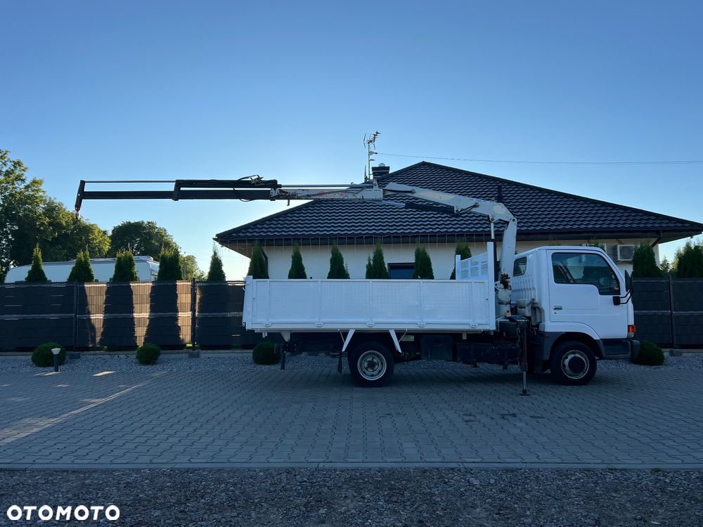 Nissan CABSTAR - 15