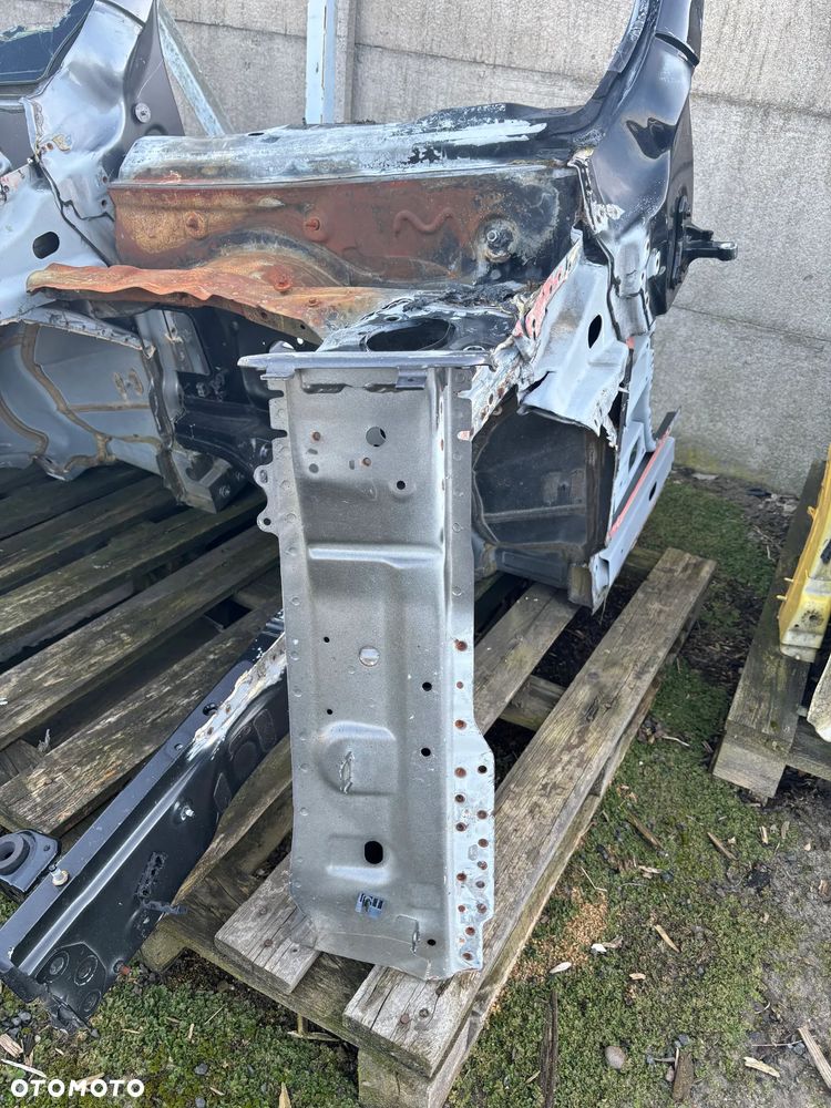 Podłużnica cwiartka lewa Ford Fiesta mk8 17- - 2