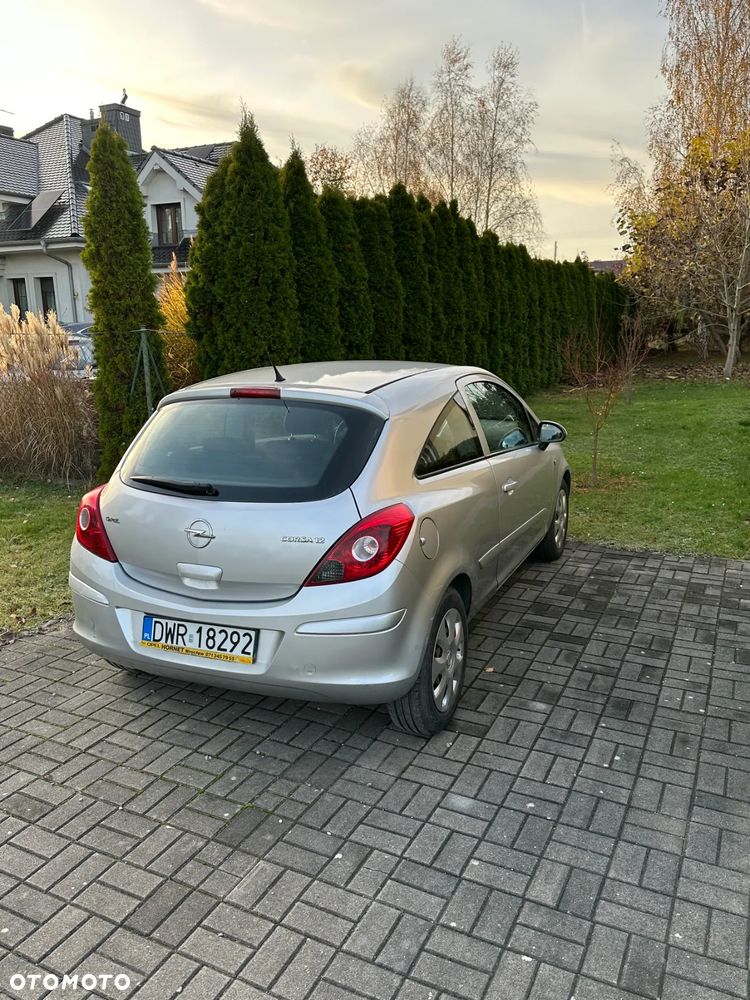 Opel Corsa 1.2 16V Enjoy - 6
