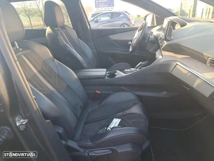 Peugeot 5008 1.5 BlueHDi GT Line EAT8 - 8