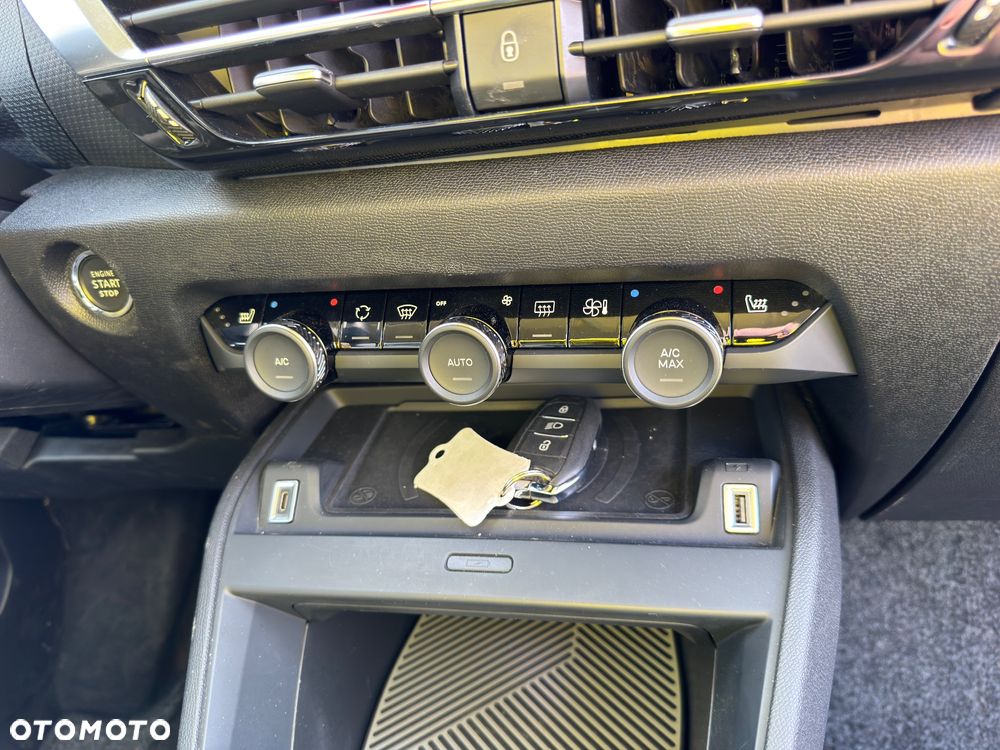 Citroën C4 PureTech 130 Stop&Start EAT8 MAX - 28