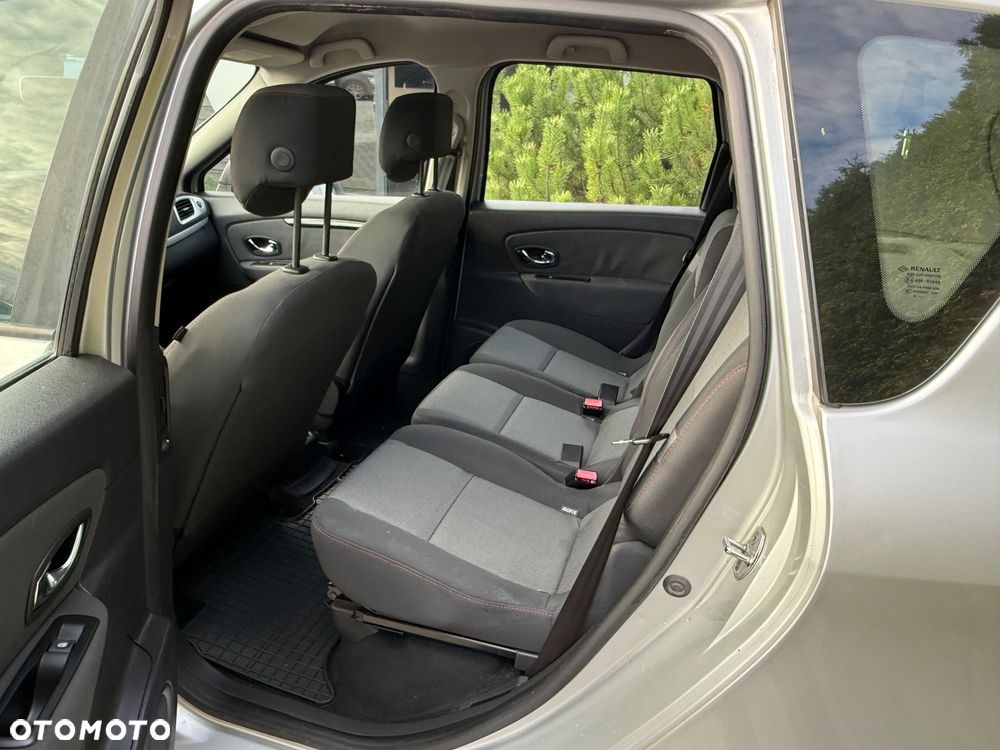 Renault Scenic - 11