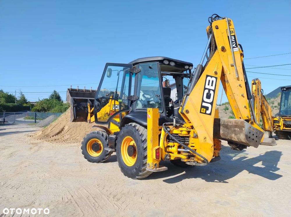 JCB 3CX CONTRACTOR - 5