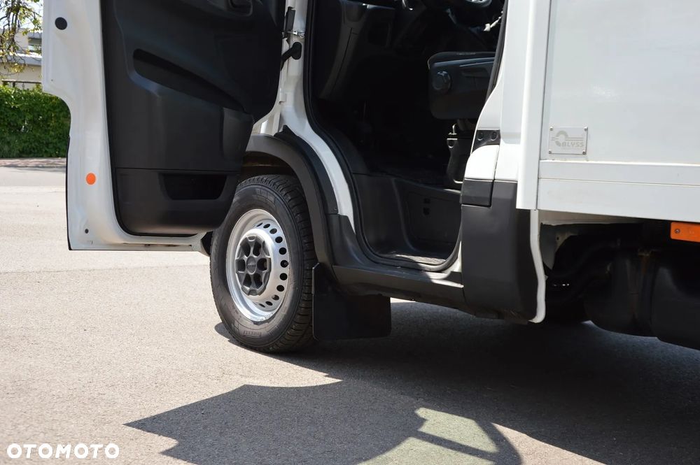 Iveco DAILY 35s140 - 23