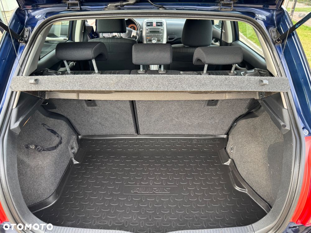 Toyota Auris 1.6 VVT-i Sol - 9