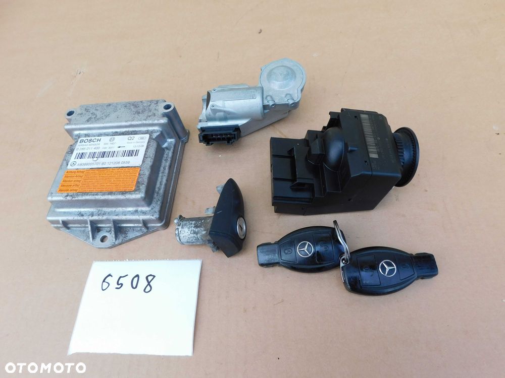 Stacyjka 2 kluczyki rygiel Mercedes Sprinter 906 Crafter A9065456508 OEM