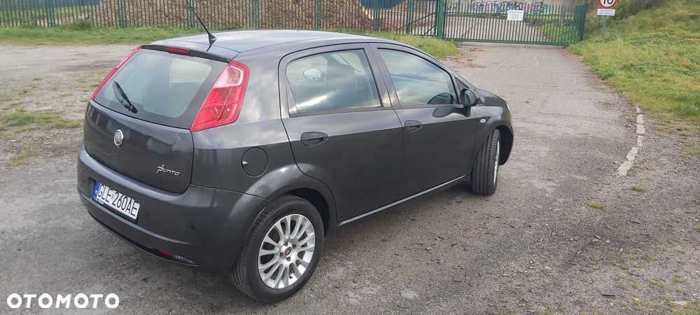 Fiat Grande Punto - 4