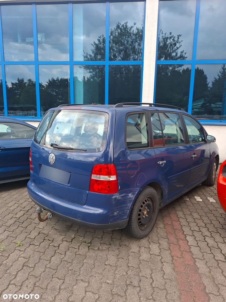 Volkswagen Touran 1.9 TDI Conceptline - 1
