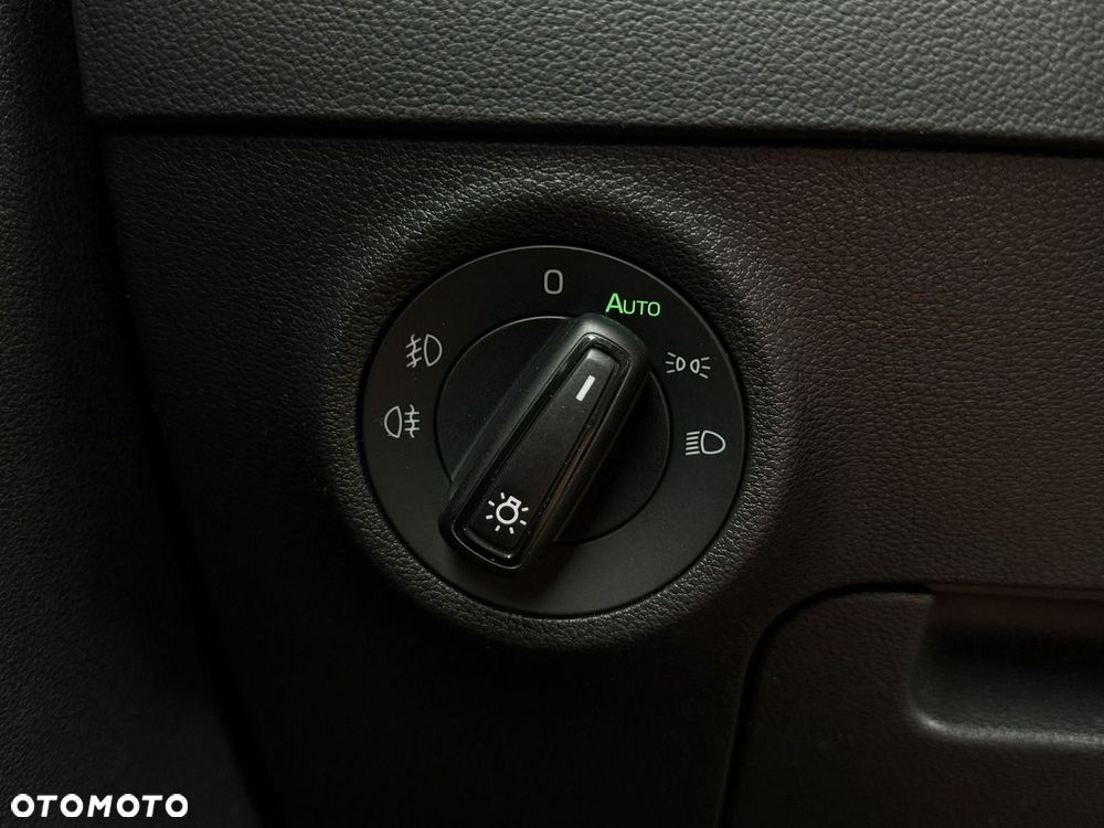 Skoda Karoq 1.5 TSI DSG Ambition - 30
