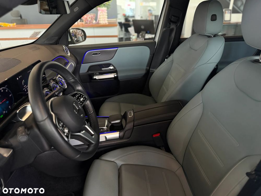 Mercedes-Benz EQB 300 66.5kWh 4-Matic Electric Art - 12