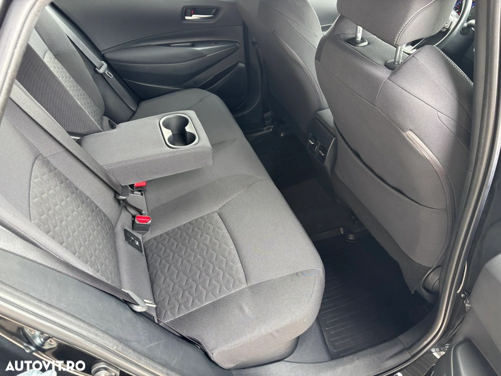 Toyota Corolla 2.0 Business Edition - 36